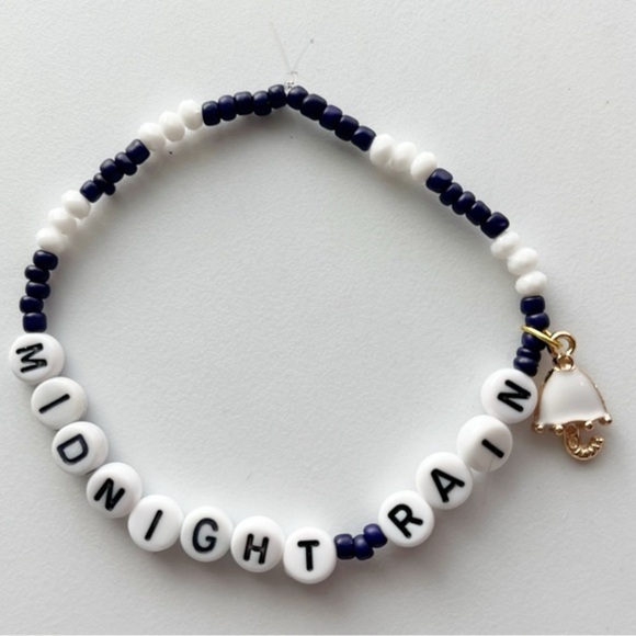 Taylor Swift Eras Tour Friendship Bracelet Midnight Rain Midnights w/ Charm - Picture 1 of 2